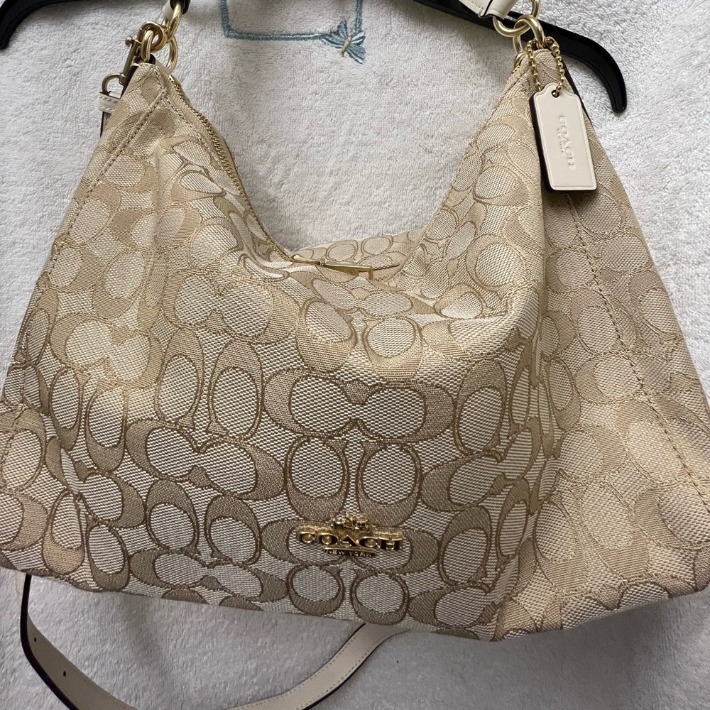 OUTLINE SIGNATURE CELESTE CONVERTIBLE HOBO